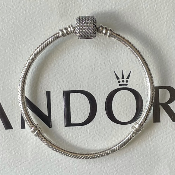 Pandora Jewelry - Pandora Moments Sparkling Pave Clasp Bracelet 7 Inches